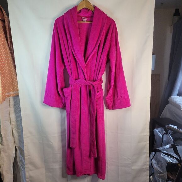 La Senza Fuschsia Plush Bathrobe - Picture 5 of 15